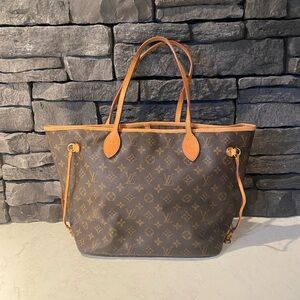 Authentic Louis Vuitton Neverfull MM